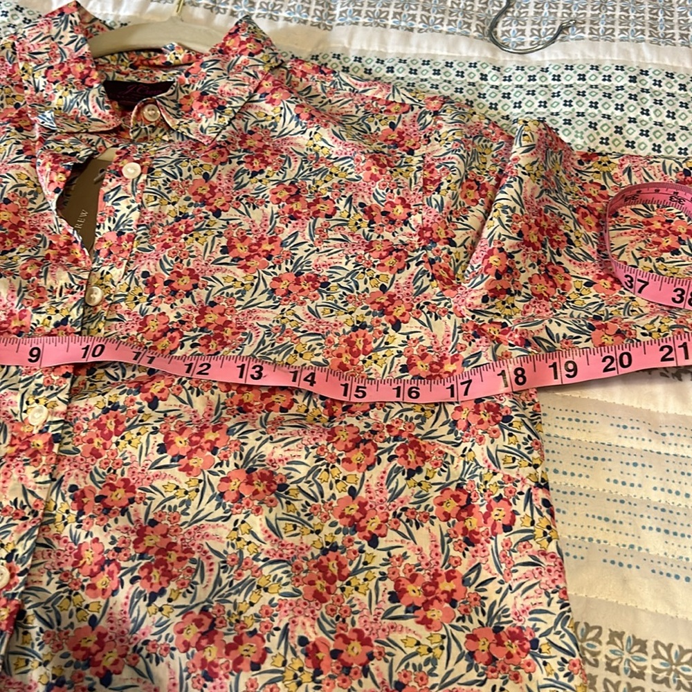 *NWT* Floral J.Crew Blouse - Picture 6 of 9